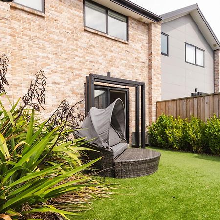 Modern 2 Bedroom By Hagley Park Christchurch Exterior photo