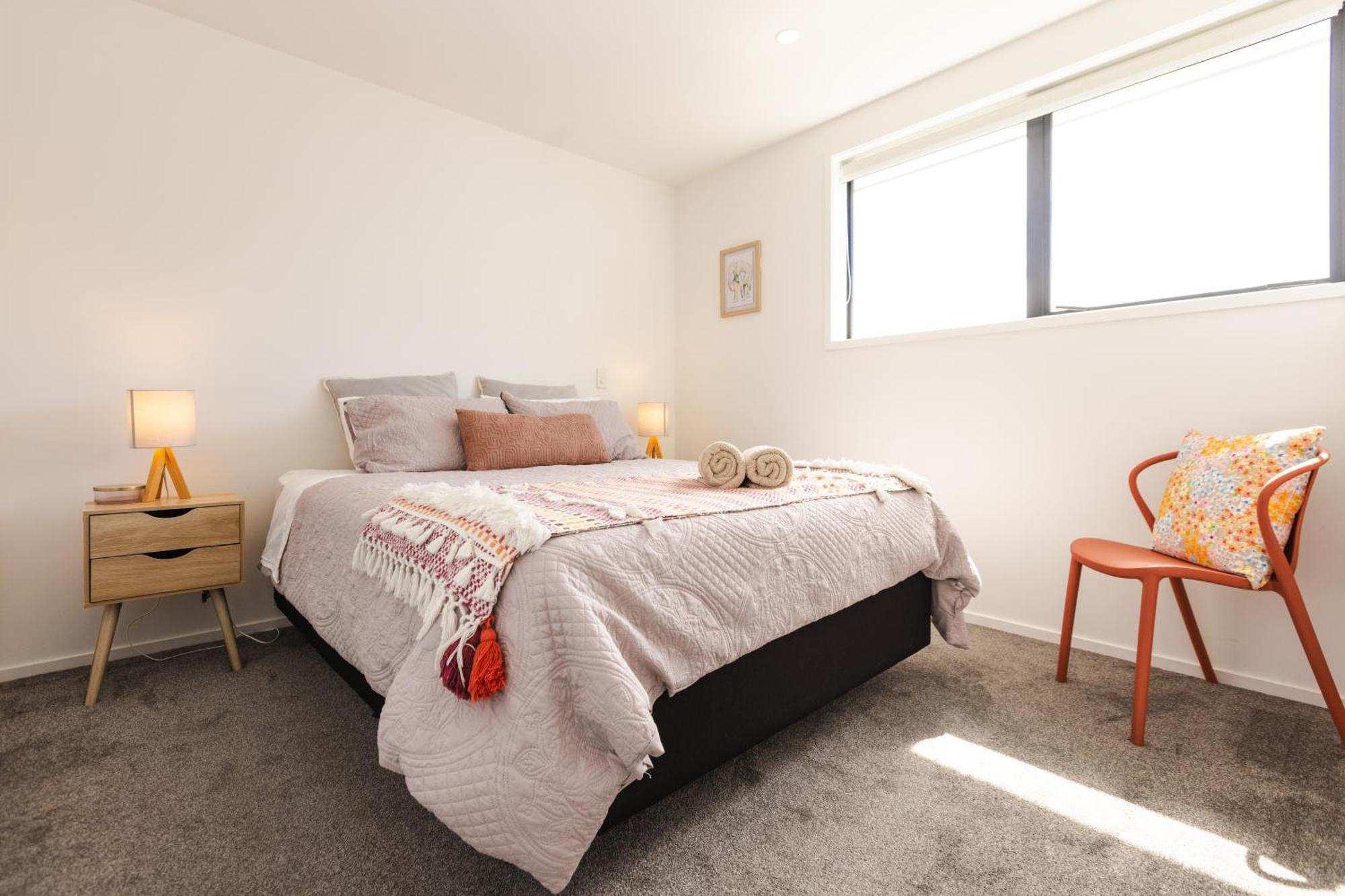 Modern 2 Bedroom By Hagley Park Christchurch Exterior photo