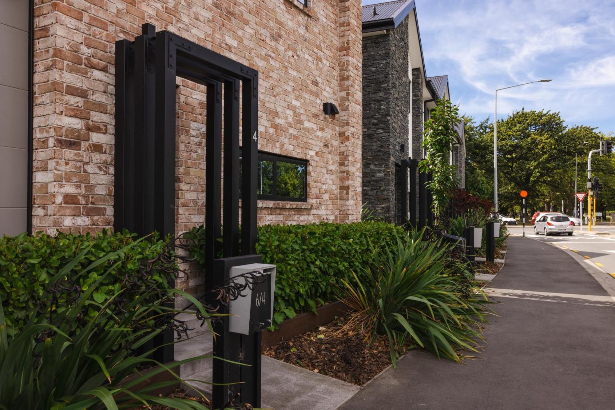 Modern 2 Bedroom By Hagley Park Christchurch Exterior photo